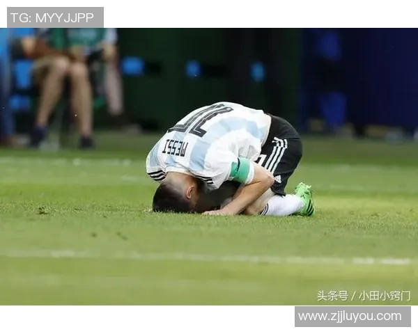 足球明星意外受伤影响职业生涯球迷心痛不已的背后故事